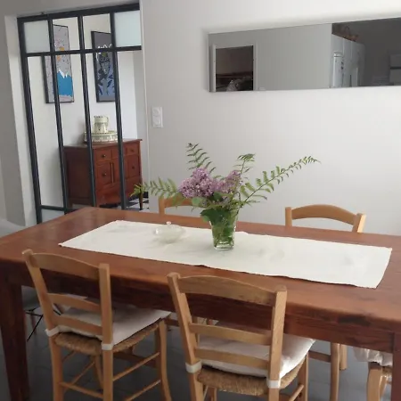 Maison 9 Pers Coeur De Garage Jardin Сasa de vacaciones Vichy